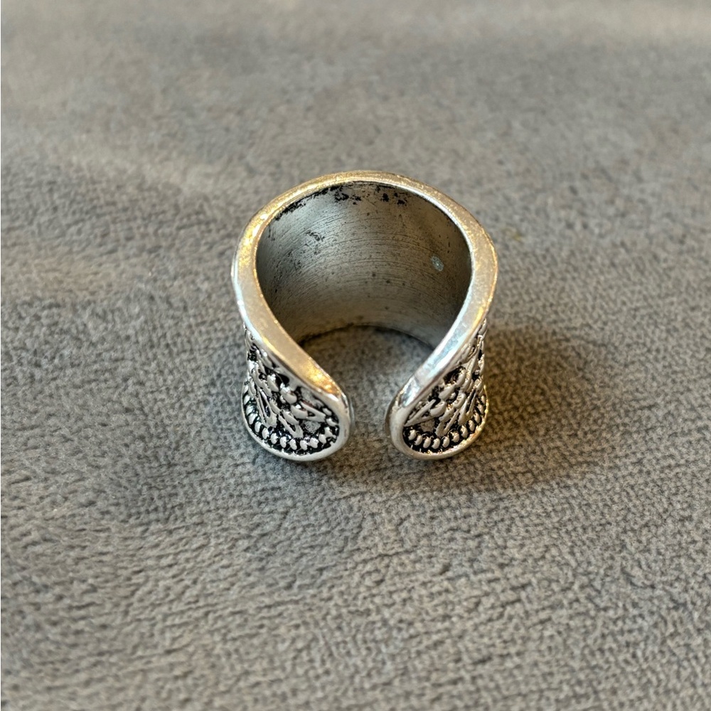 Intricate Genuine Argentium Silver 935 Women's Ring by Meera Jewelers, Size 7.25 - Picture 2 of 5